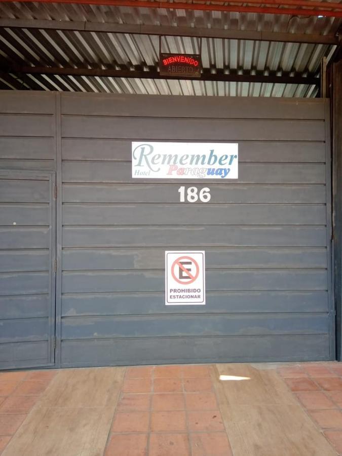 Hotel Remember Py Luque Exterior foto